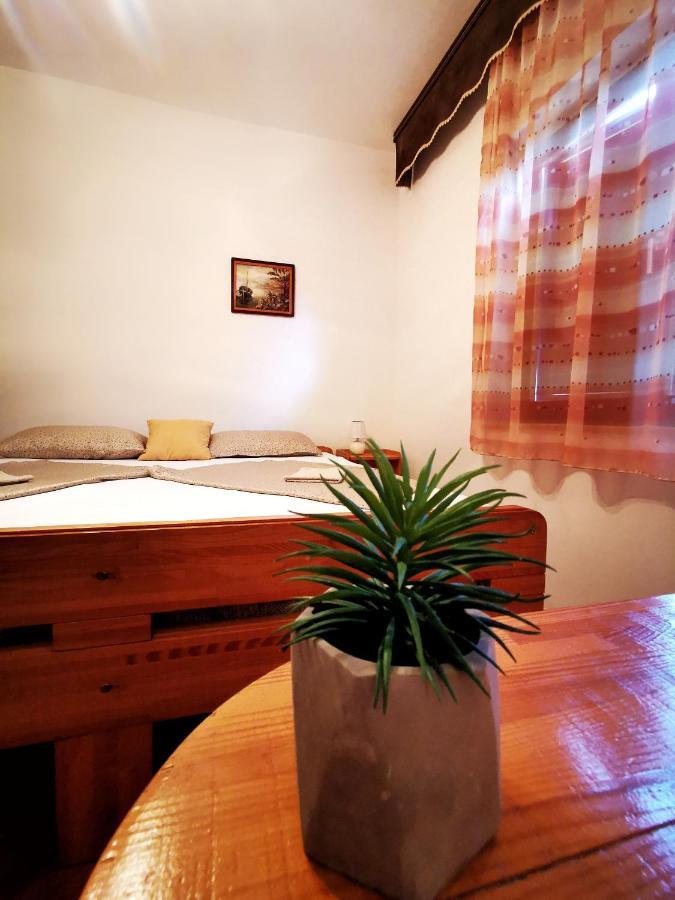 Rooms Silvana อูมัค ภายนอก รูปภาพ